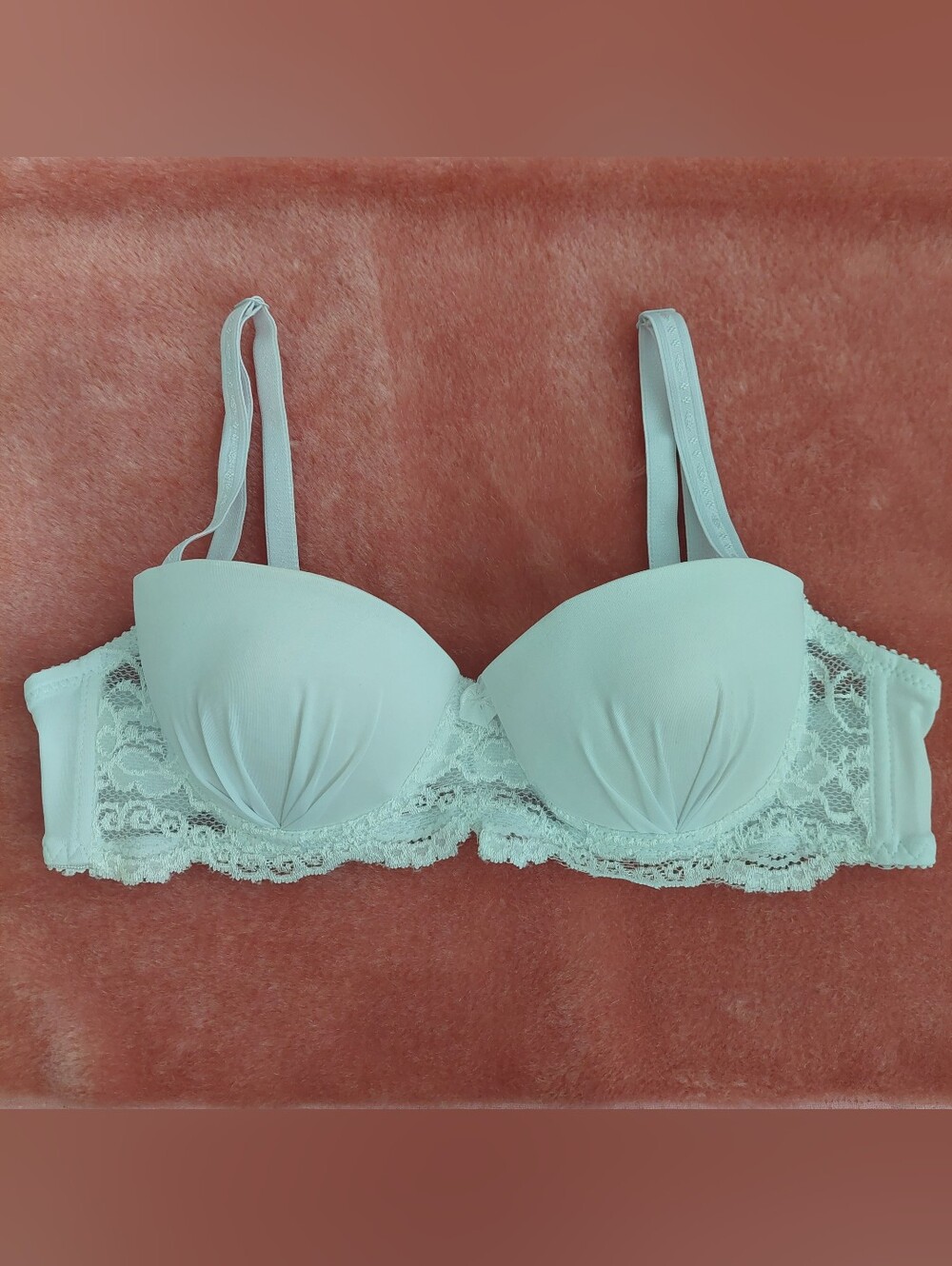 Convertible Strapless Push-up White Lace Bra NWOT